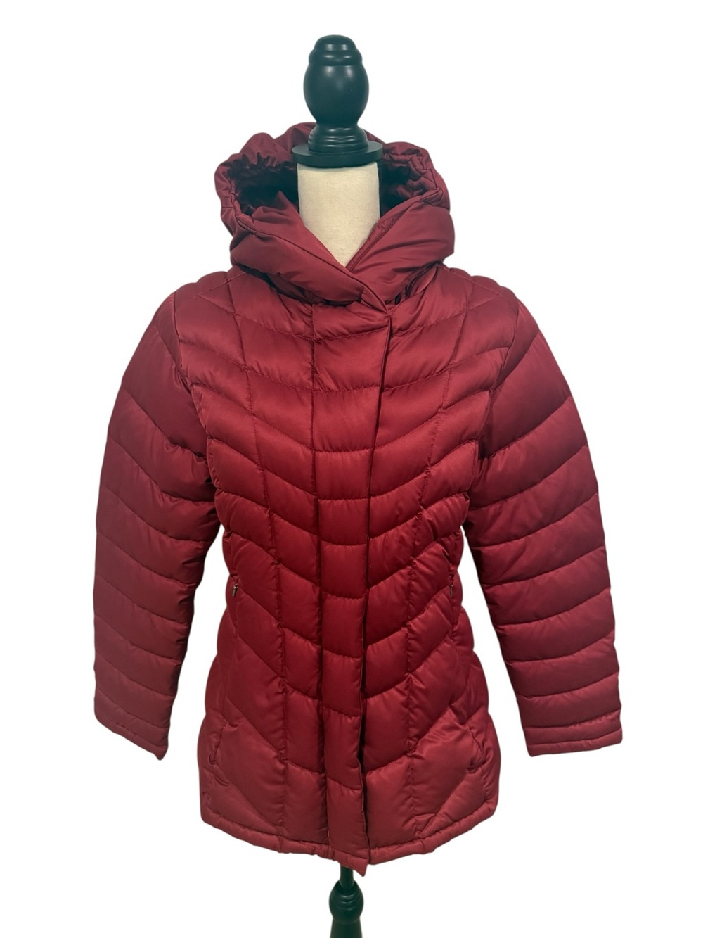 Patagonia Women’s Downtown Loft Jacket Sz Medium Mulberry Dark Red Goose Down